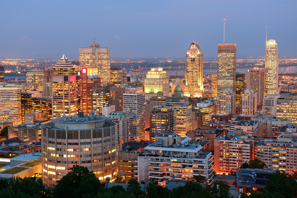 montreal-dusk-with-urban-skyscrapers_Low Res